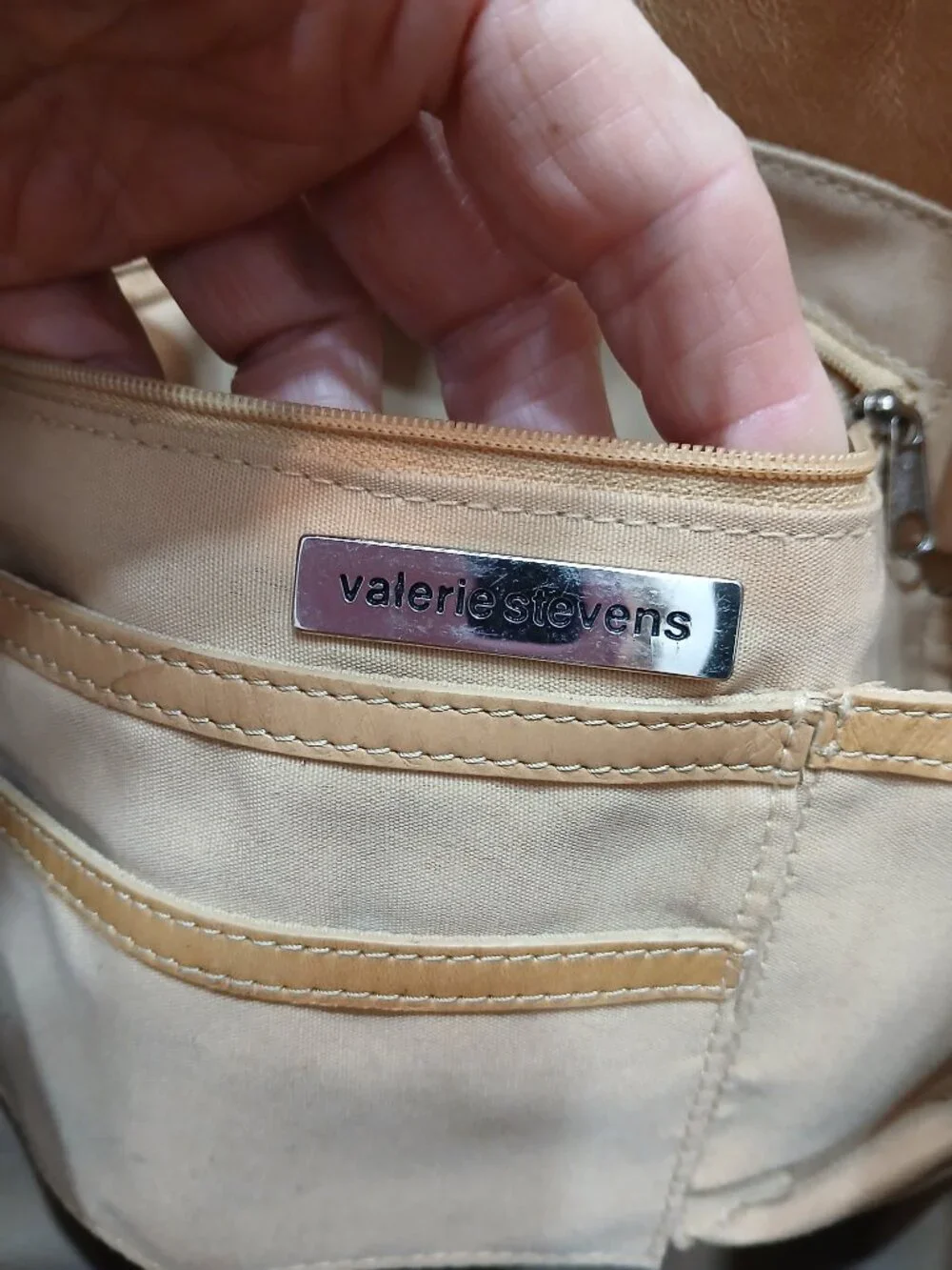 Valerie Stevens Leather Satchel🤎